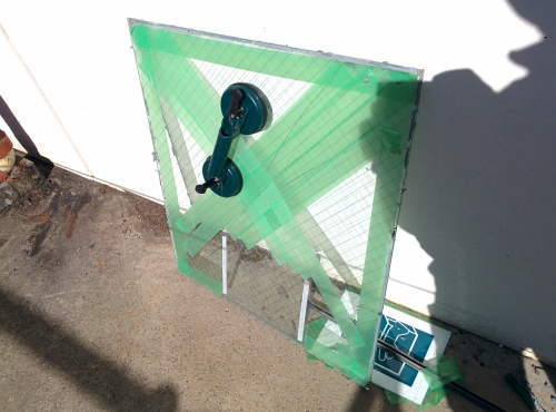 外した割れたガラス 外した割れたガラス