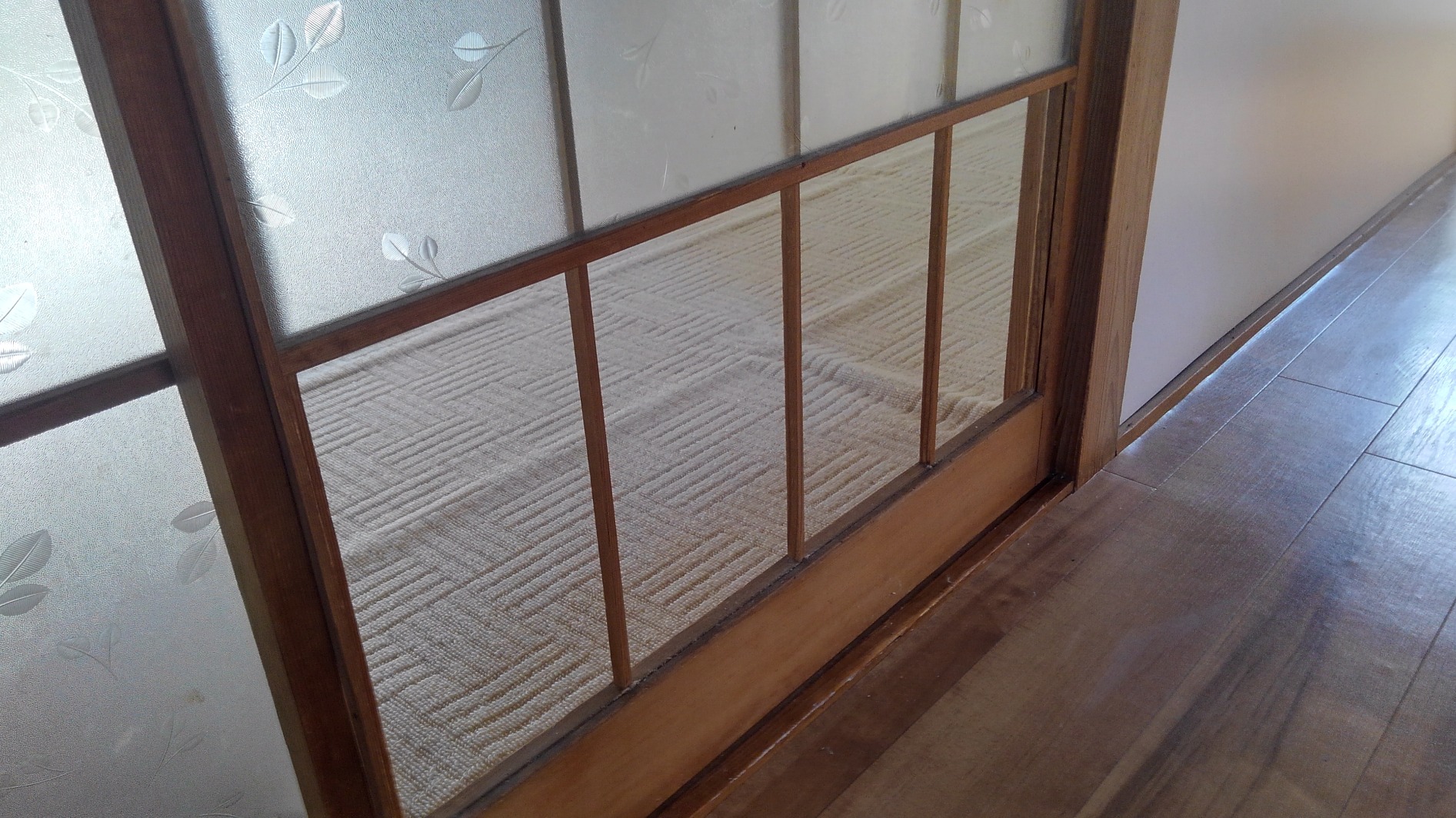 千葉県八街市のガラスの修理